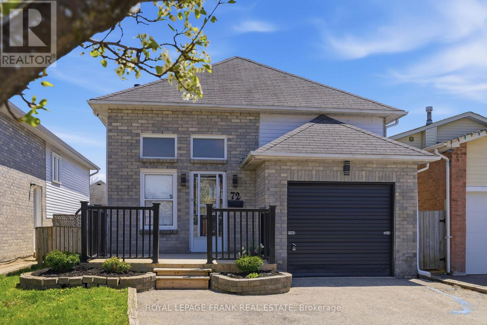 72 BROADLANDS CRESCENT - 1