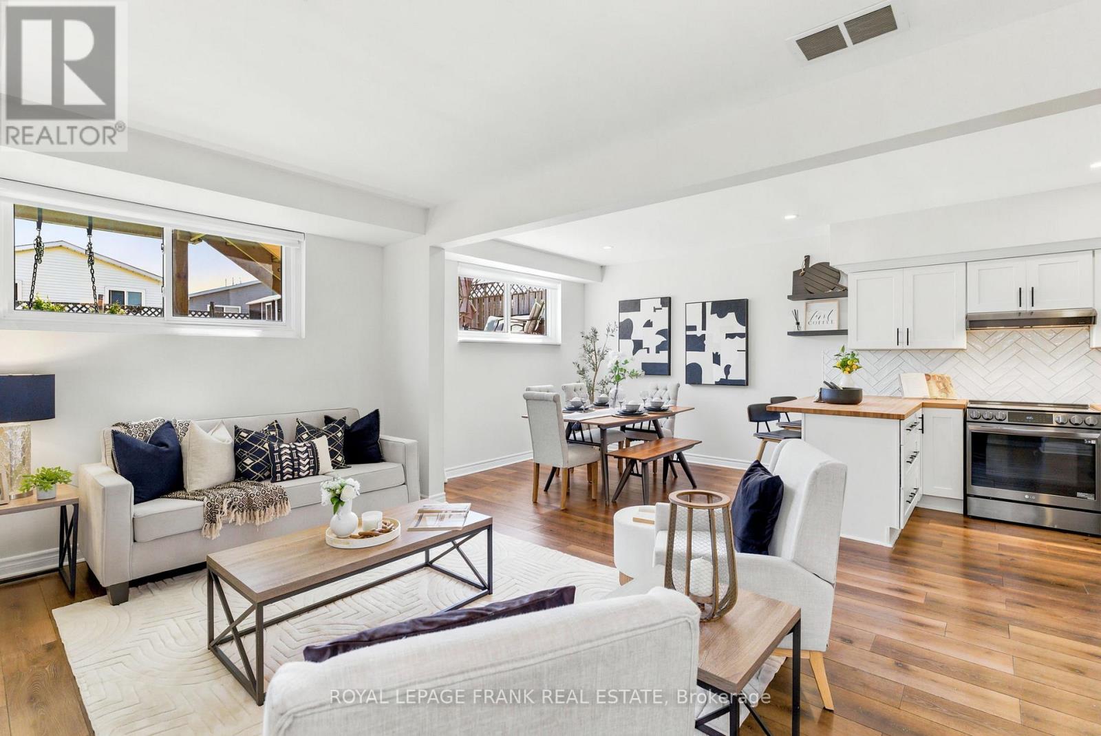 72 BROADLANDS CRESCENT - 15