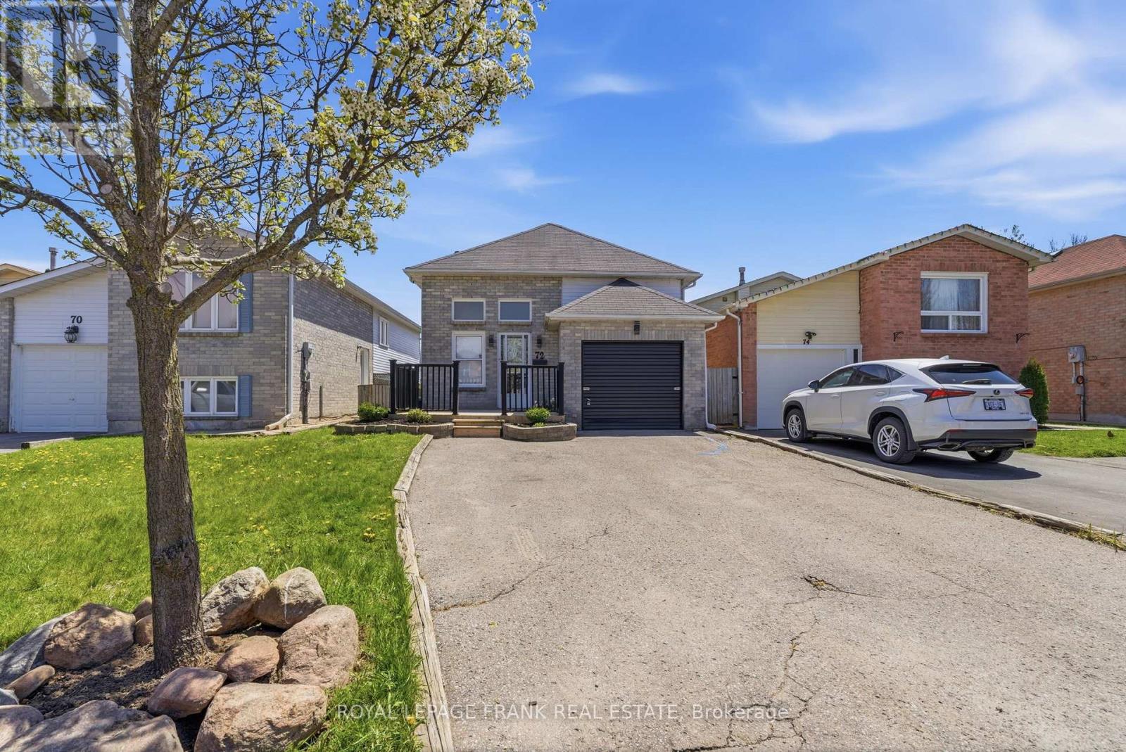 72 BROADLANDS CRESCENT - Image 2