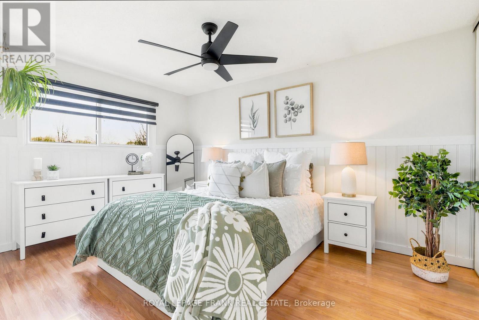 72 BROADLANDS CRESCENT - 20