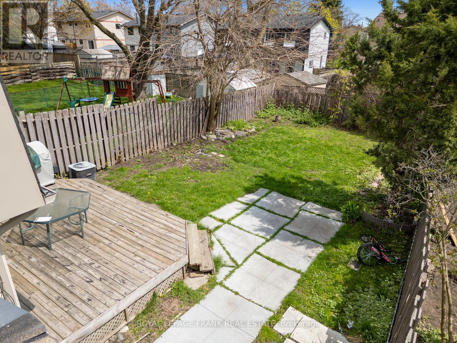 521 GAYLORD DRIVE - 26