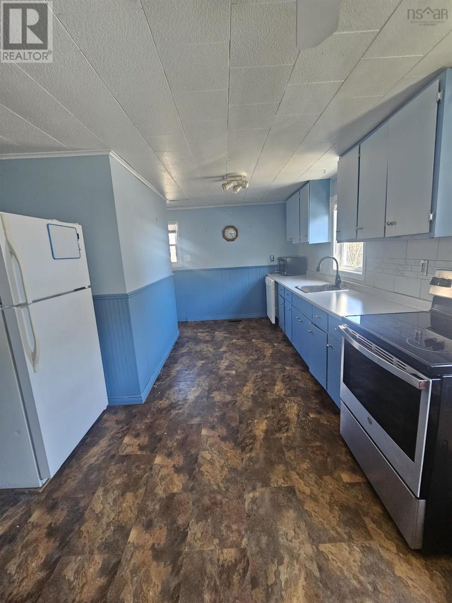 105 Mitchell Avenue - 5