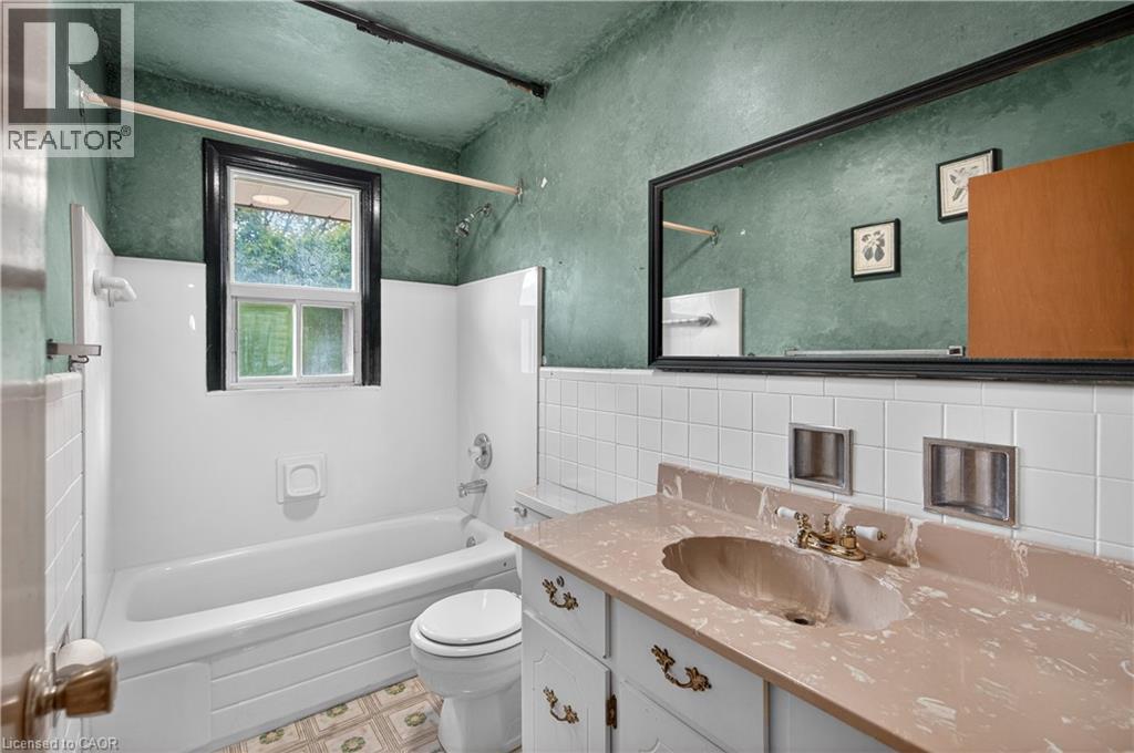 162 MOUNTVILLE Avenue, Hamilton, Ontario, L9A1E7 — Photo 11