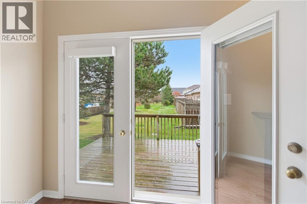 9 MANITOULIN Trail, Glanbrook, Ontario, L9B2X8 — Photo 29