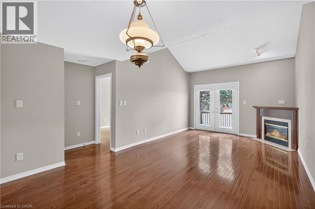 9 MANITOULIN Trail, Glanbrook, Ontario, L9B2X8 — Photo 16