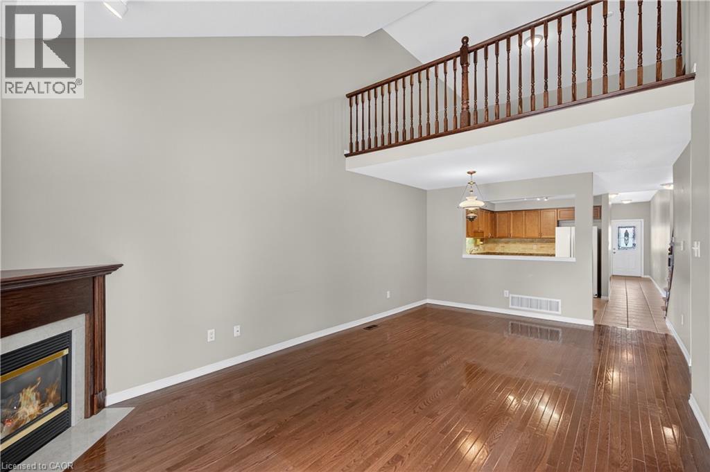 9 MANITOULIN Trail, Glanbrook, Ontario, L9B2X8 — Photo 19
