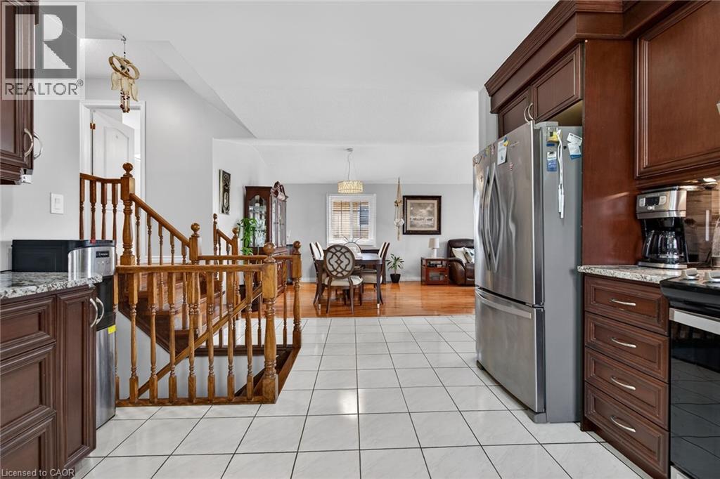 6 GLENHOLLOW Drive, Stoney Creek, Ontario, L8J3R8 — Photo 13