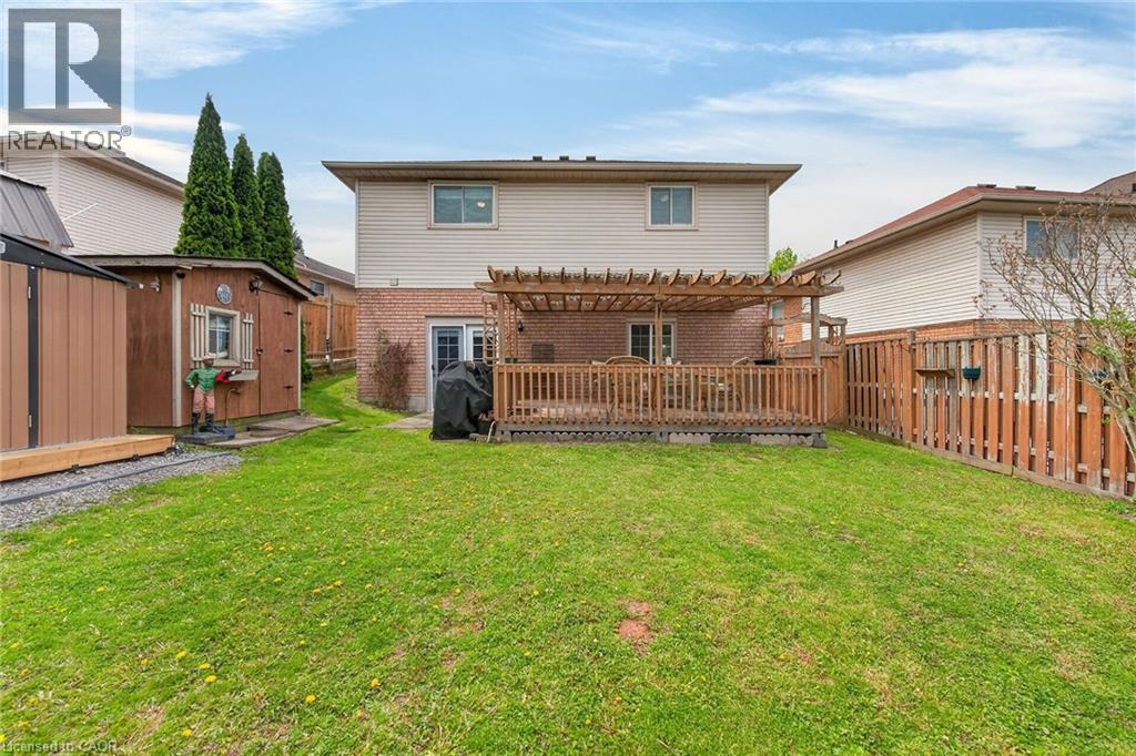 6 GLENHOLLOW Drive - 33