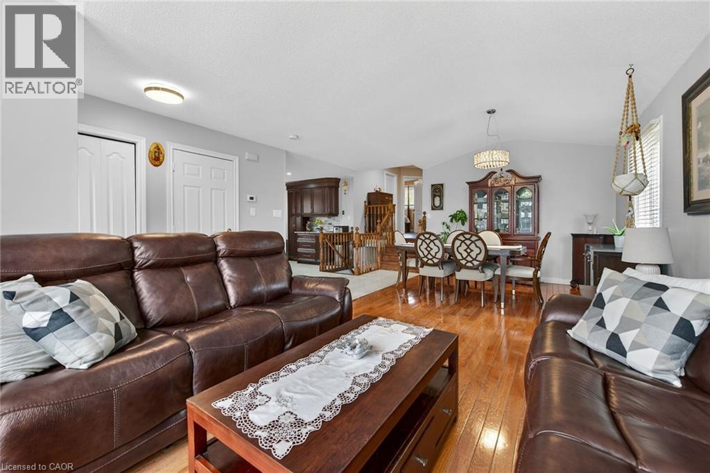 6 GLENHOLLOW Drive, Stoney Creek, Ontario, L8J3R8 — Photo 7