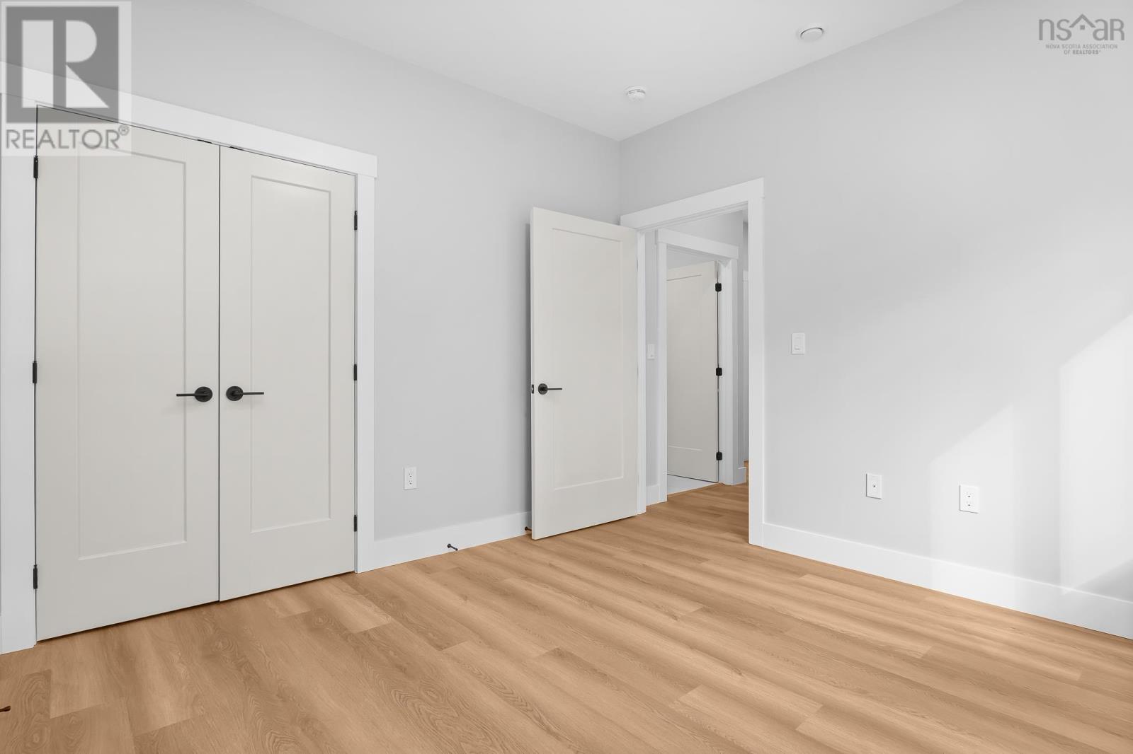 Property 44 of 49 of 122 Zaffre Drive