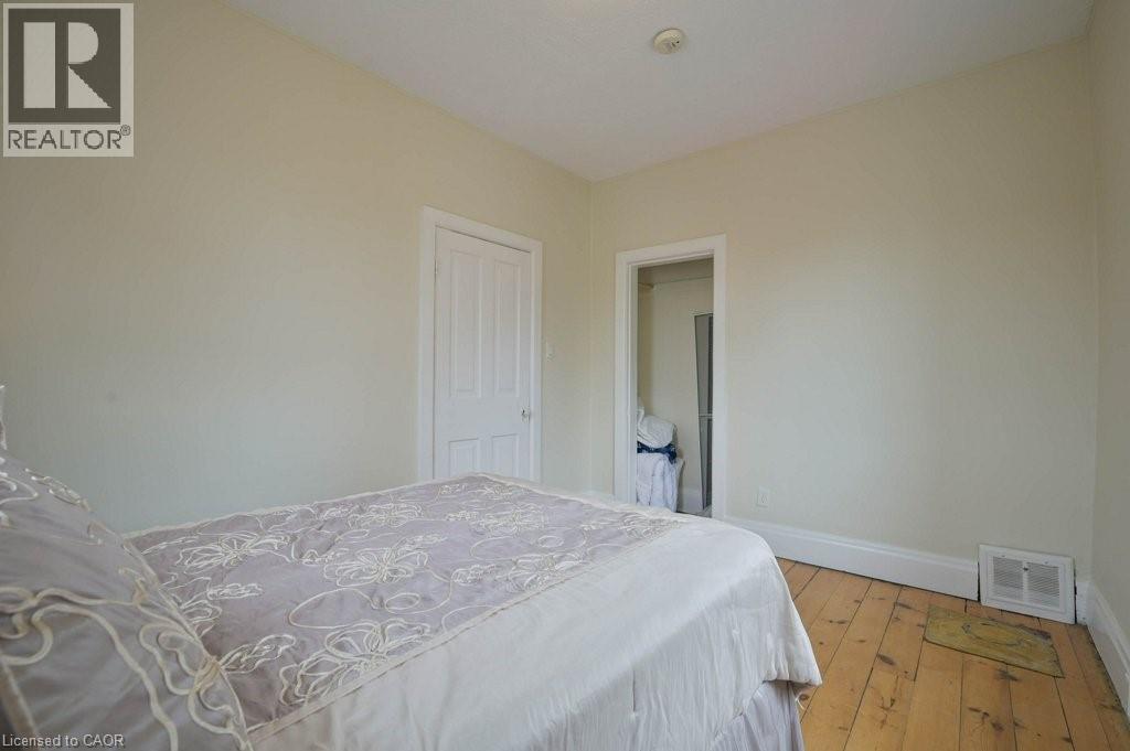12 CLARENCE Place, Kitchener, Ontario, N2H2L2 — Photo 26