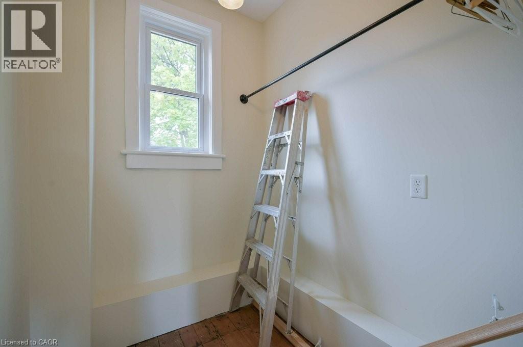 12 CLARENCE Place, Kitchener, Ontario, N2H2L2 — Photo 31