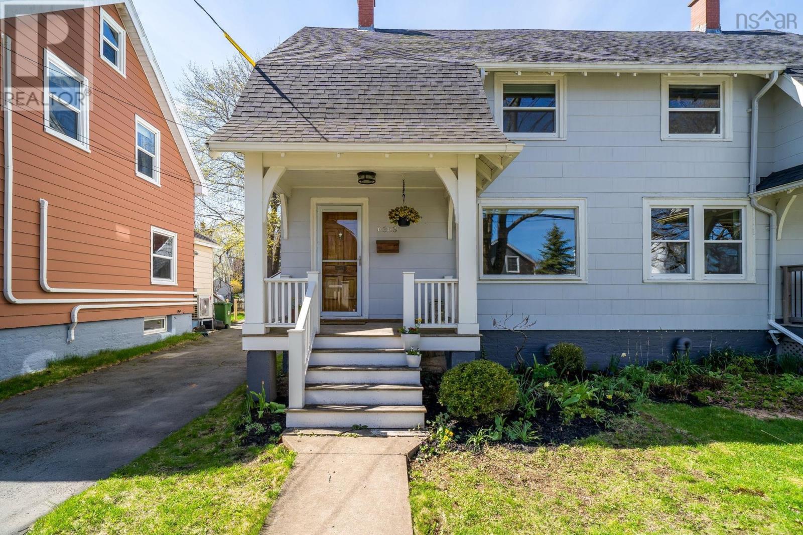 Property 32 of 50 of 6363 Seaforth Street