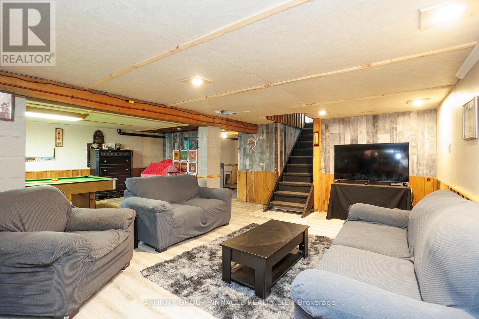 6077 35 HIGHWAY - 28