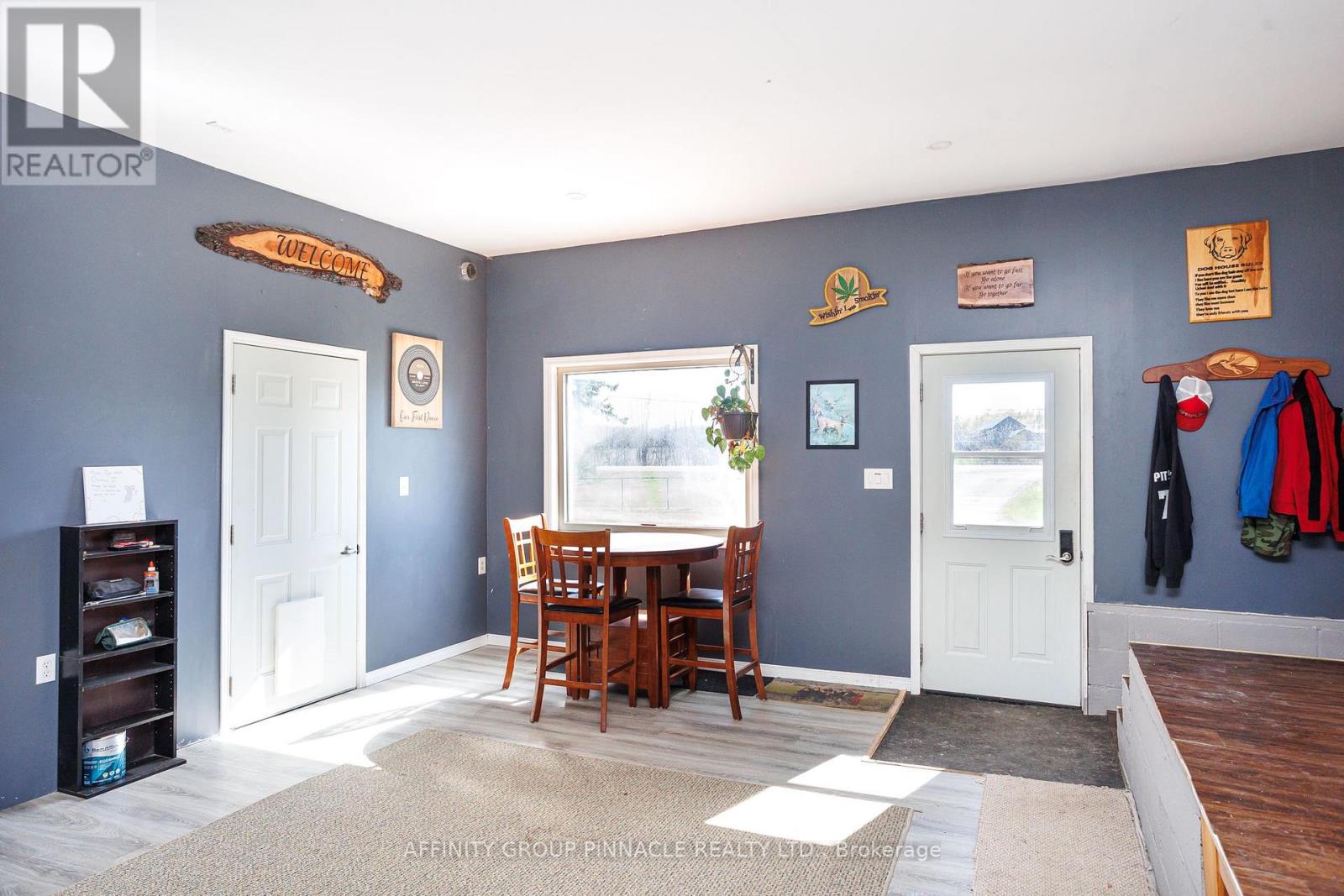 6077 35 HIGHWAY - 5