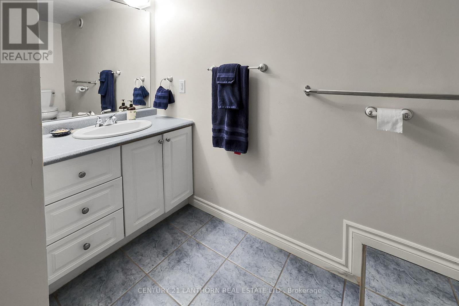 251 HIGH SHORE ROAD - 43