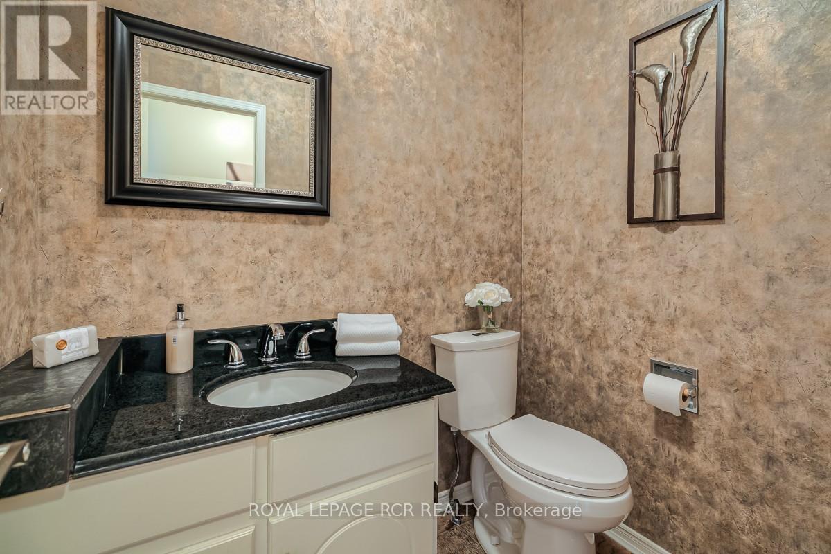 582 MILLARD STREET - 17