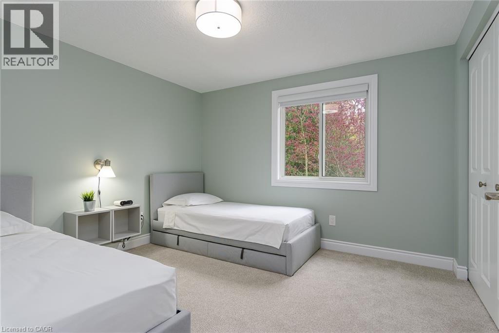 64 MARCY Crescent, Cambridge, Ontario, N3C4H5 — Photo 14