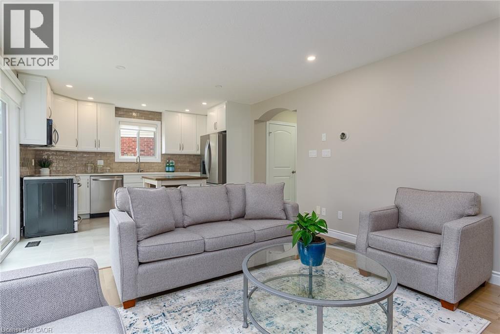 64 MARCY Crescent, Cambridge, Ontario, N3C4H5 — Photo 22