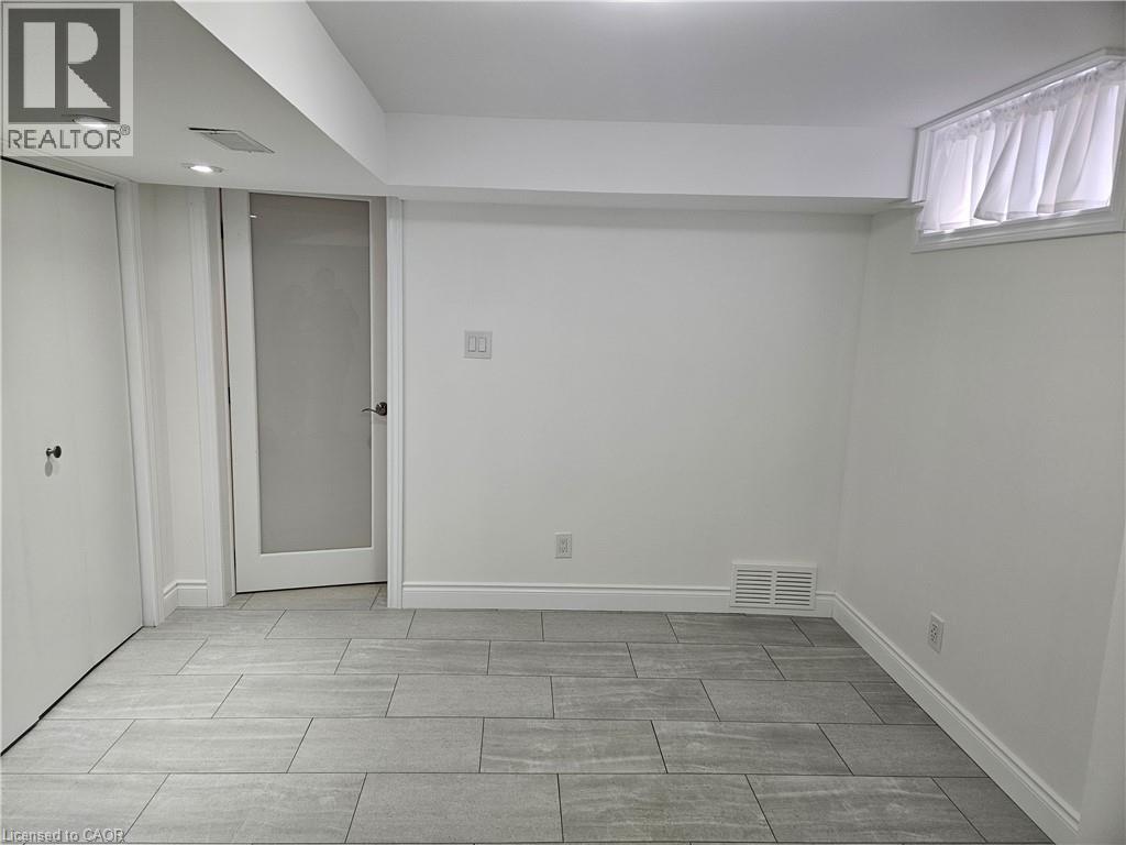 64 MARCY Crescent, Cambridge, Ontario, N3C4H5 — Photo 34
