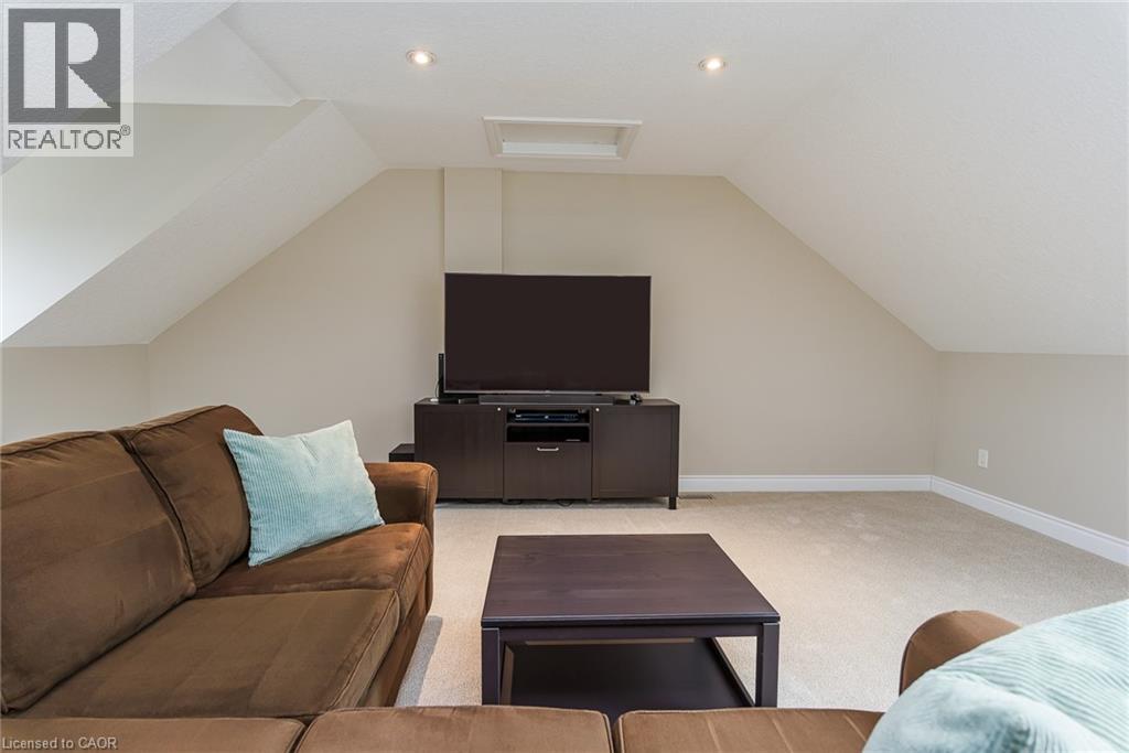 64 MARCY Crescent, Cambridge, Ontario, N3C4H5 — Photo 13