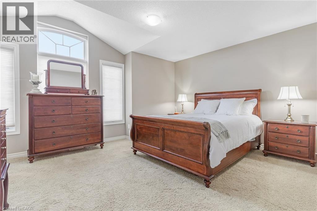 555 CHABLIS Drive Unit# 18, Waterloo, Ontario, N2T0A5 — Photo 16
