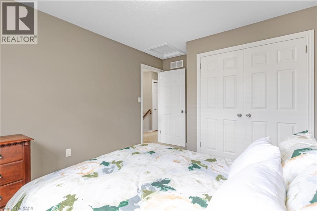 555 CHABLIS Drive Unit# 18, Waterloo, Ontario, N2T0A5 — Photo 22