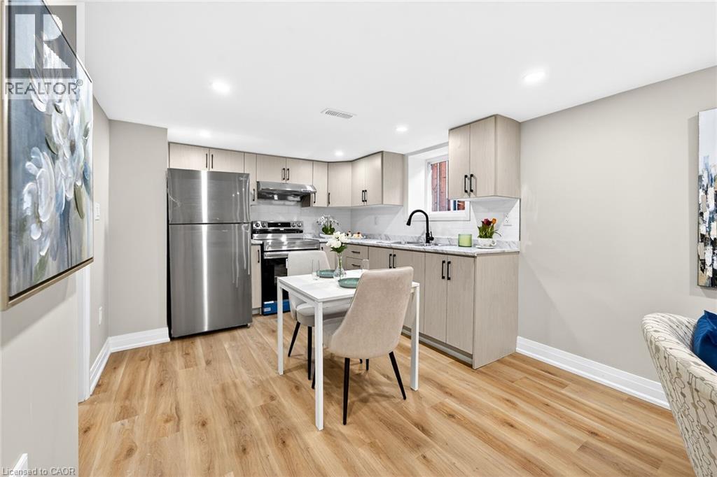 262 BROADWAY Avenue - 32