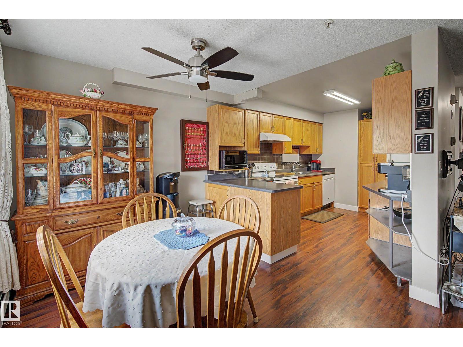 #103 105 MCKENNEY AV - 10