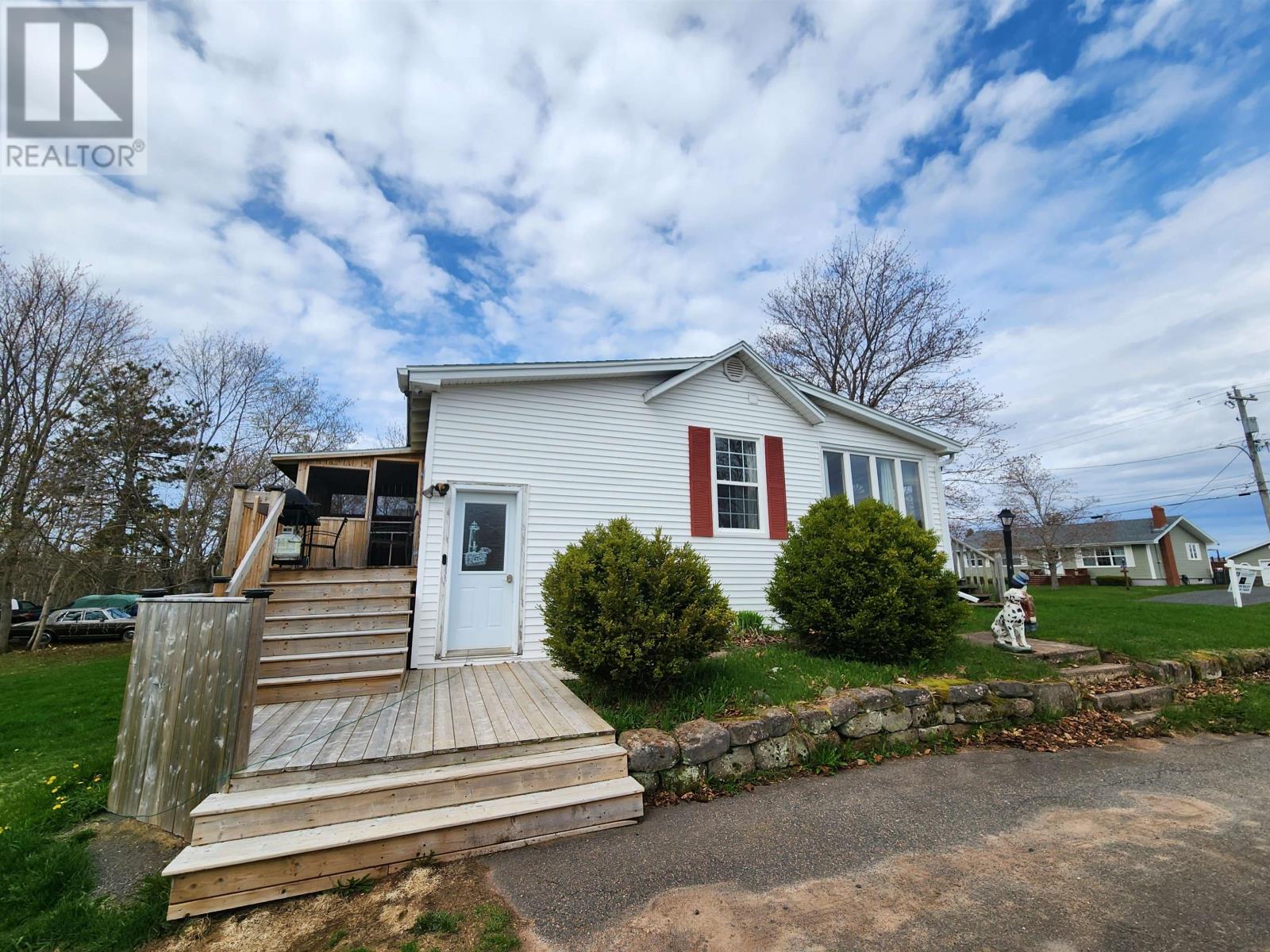 1212 GLADSTONE Road - 8