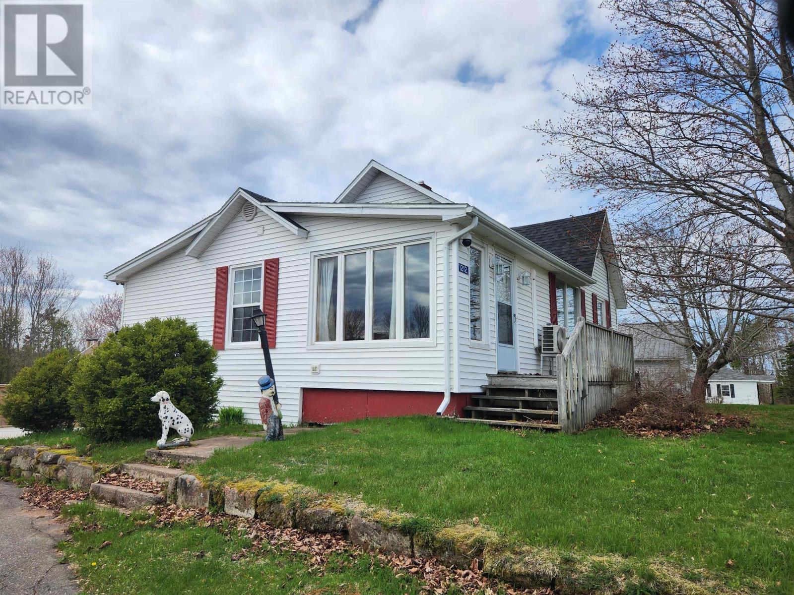 1212 GLADSTONE Road - 5