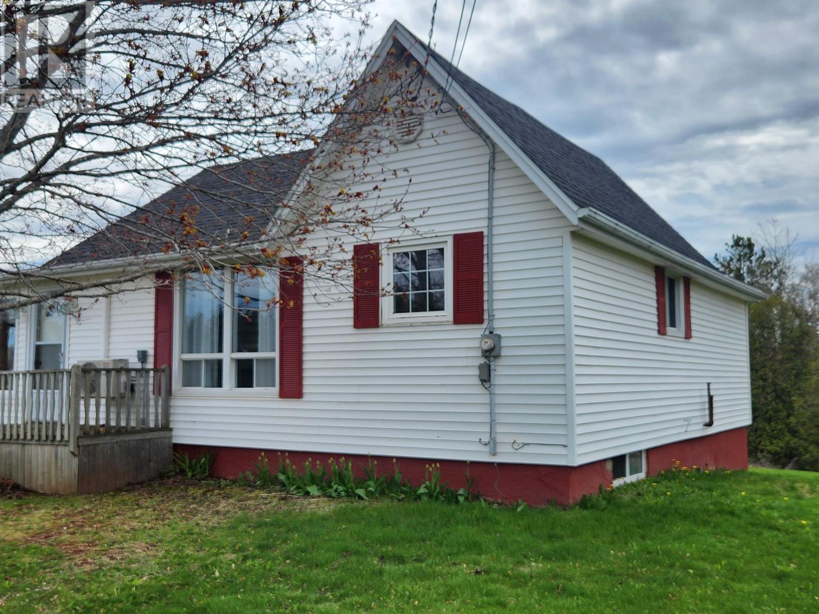 1212 GLADSTONE Road - 4