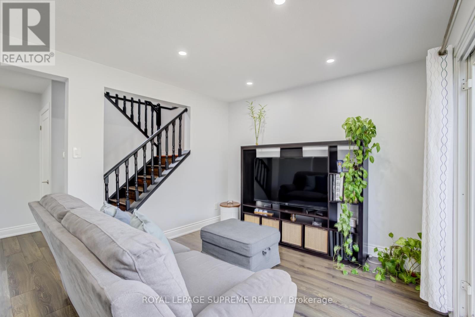 18 JULIETTE SQUARE - 5