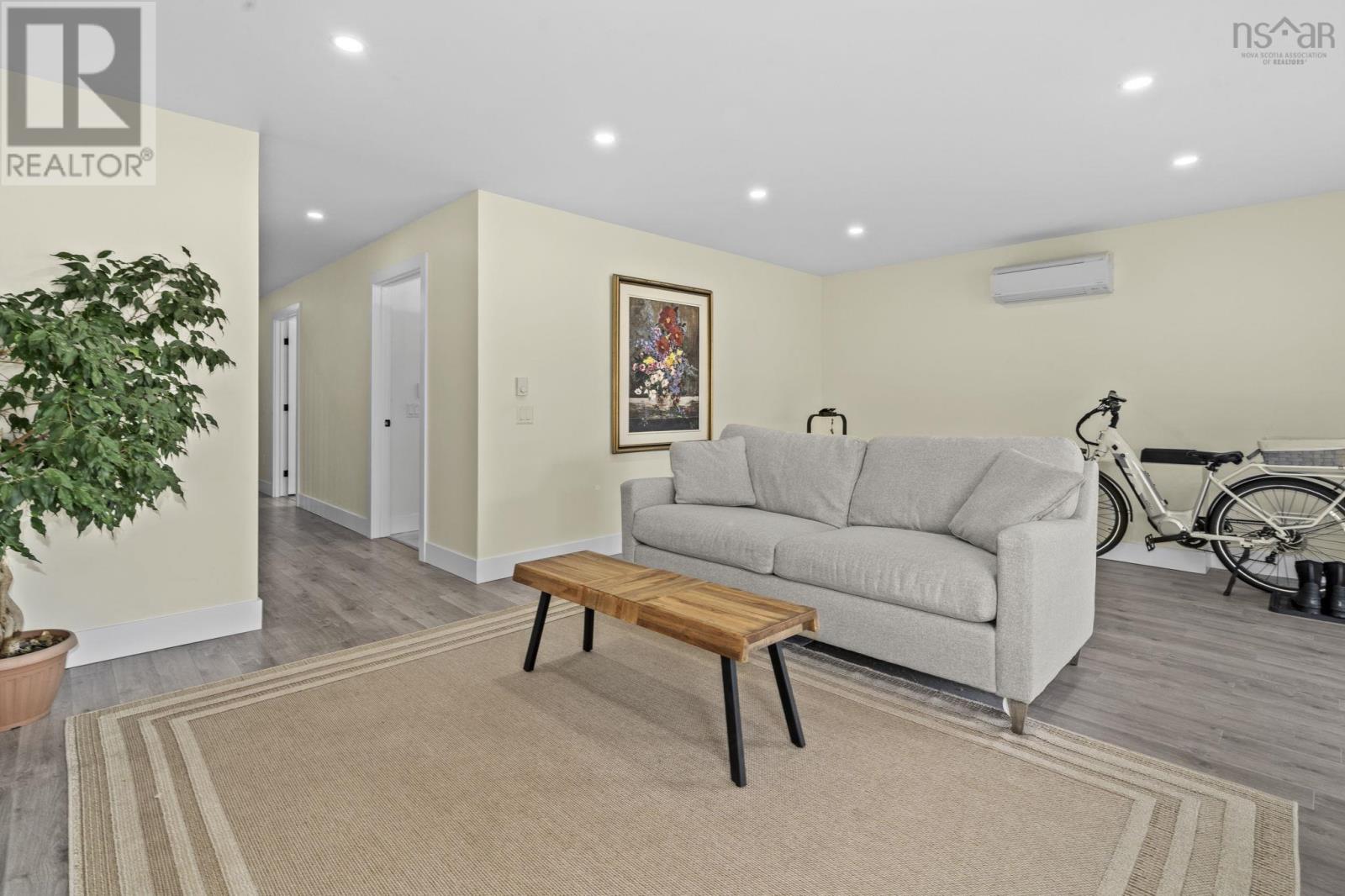 Property 21 of 38 of 23 Thorngrove Lane