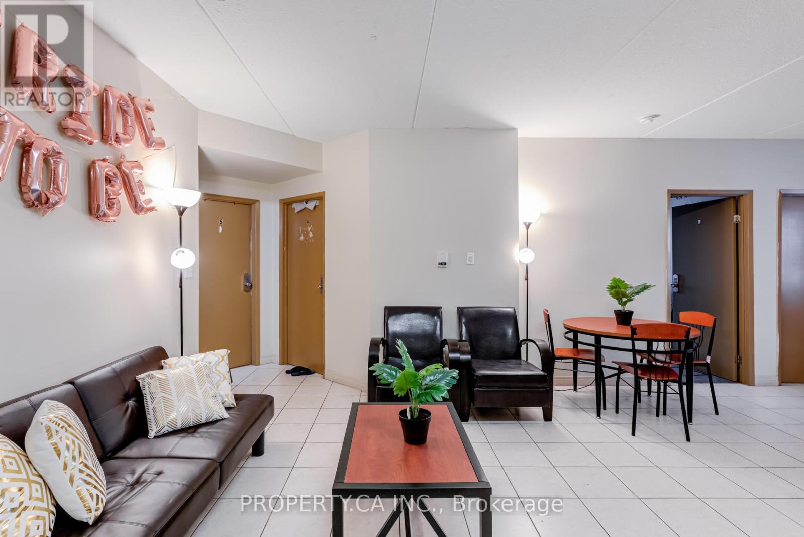 #204 253 LESTER STREET - 11