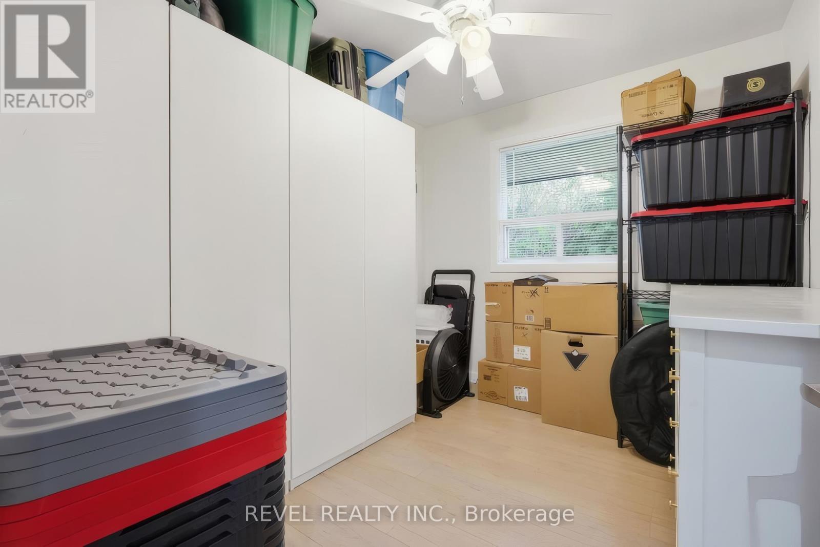 216 STEVENSON STREET N - 16