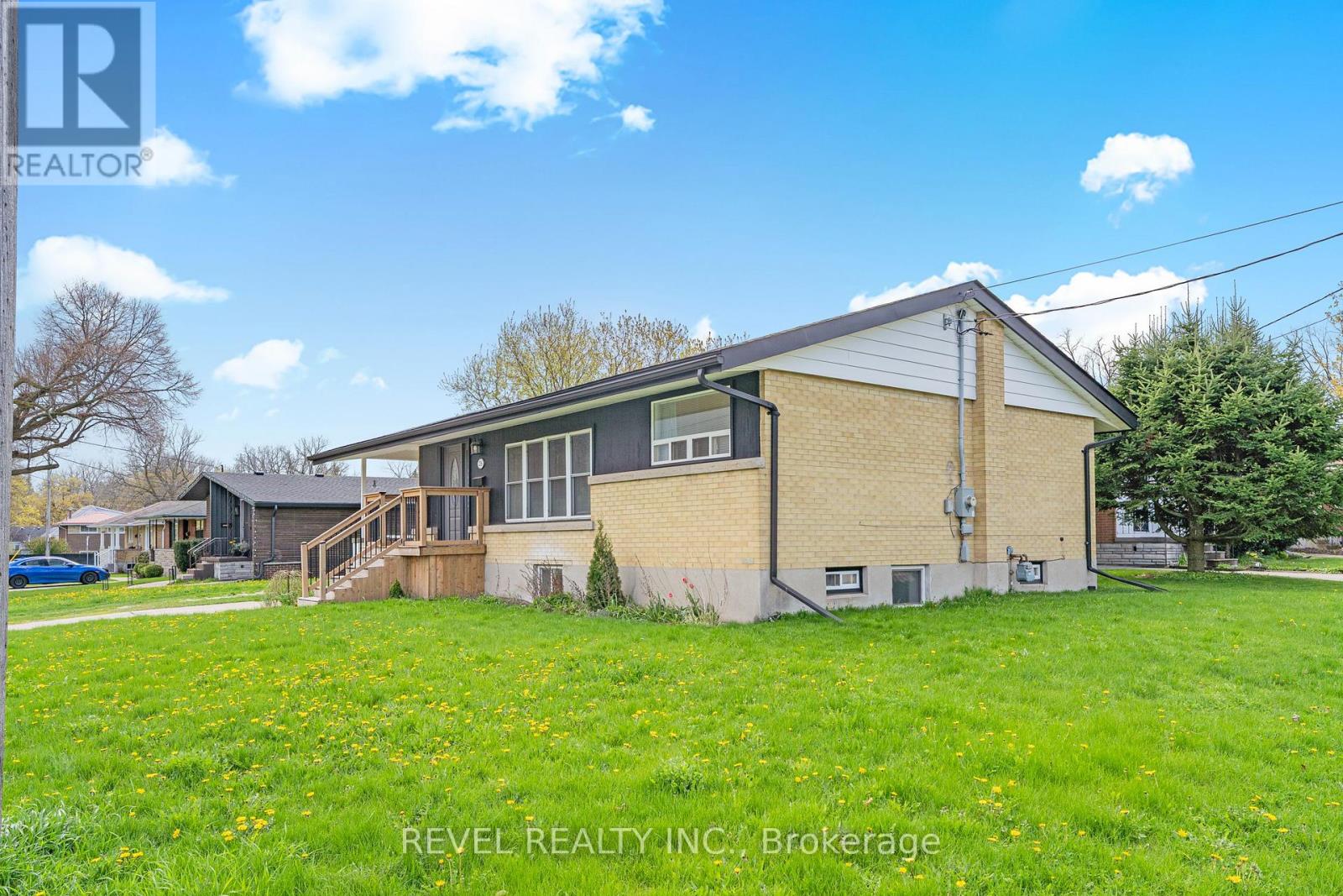 216 STEVENSON STREET N - 31
