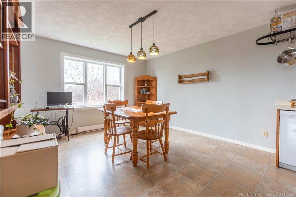 22 Walker Road - 12