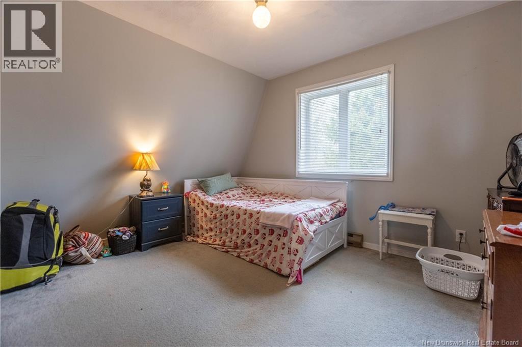 22 Walker Road - 26