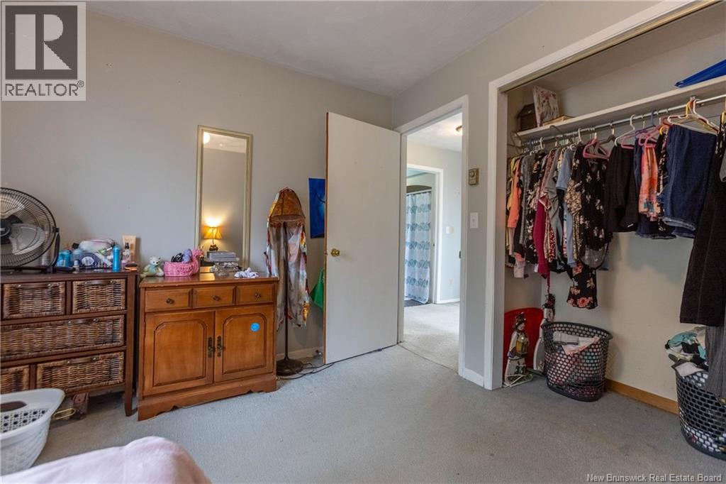 22 Walker Road - 27