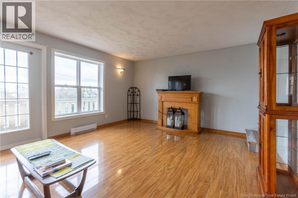 22 Walker Road - 8