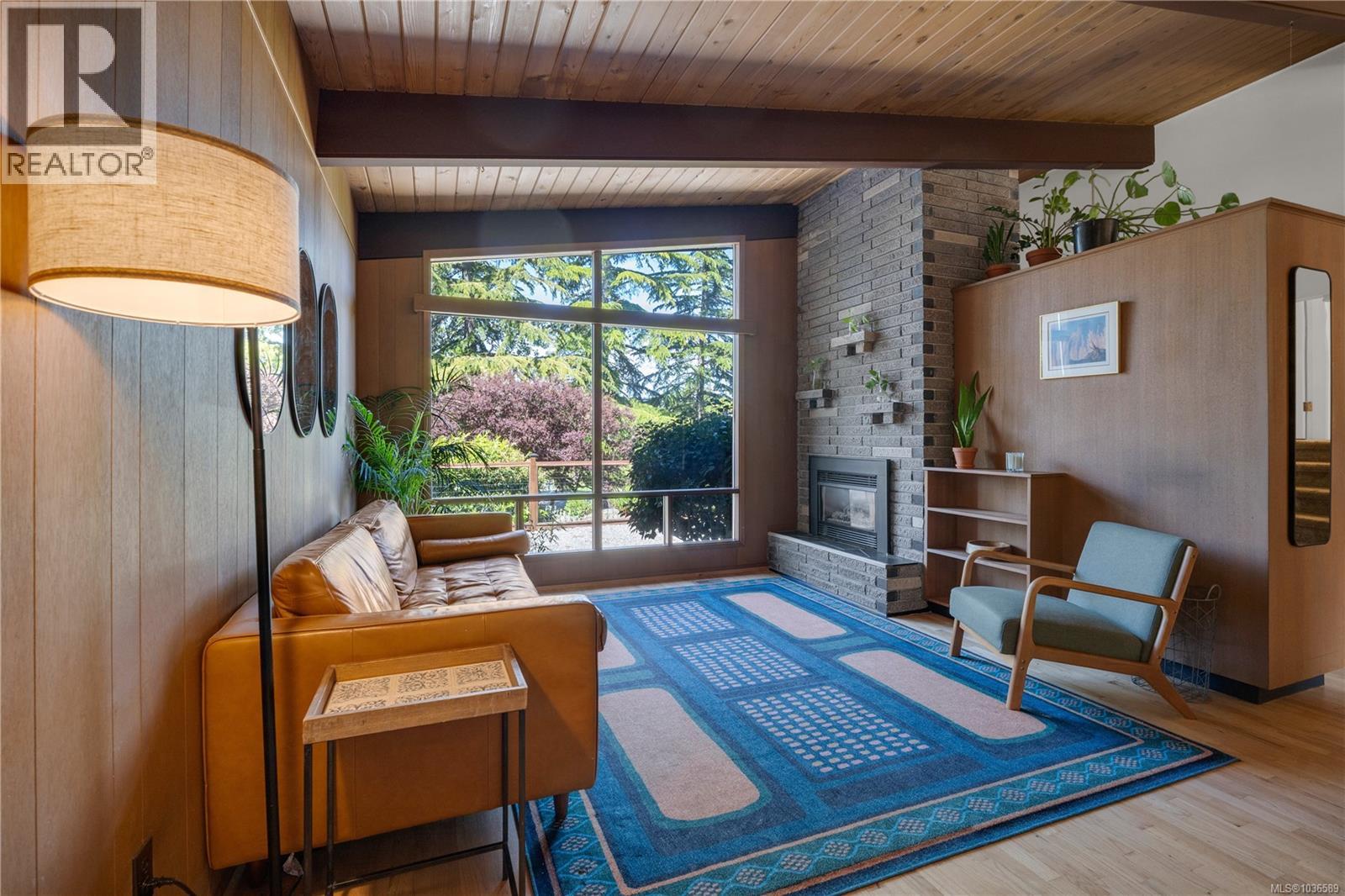  887 Clarke Road West, Central Saanich