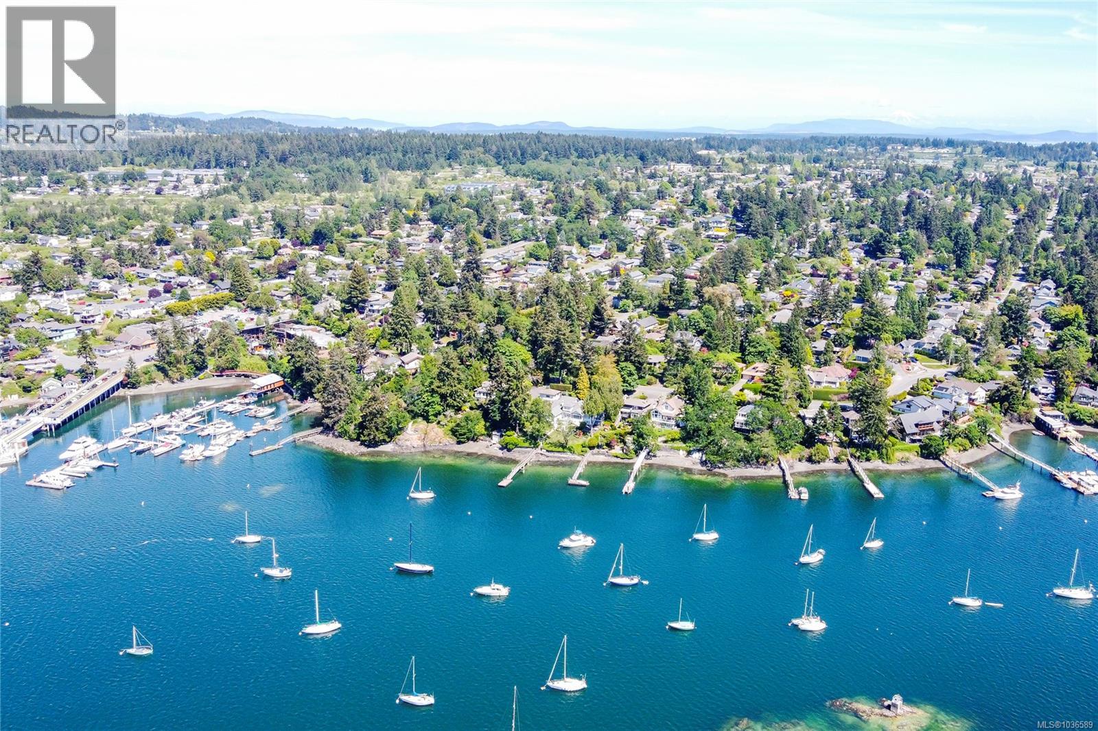  887 Clarke Road West, Central Saanich