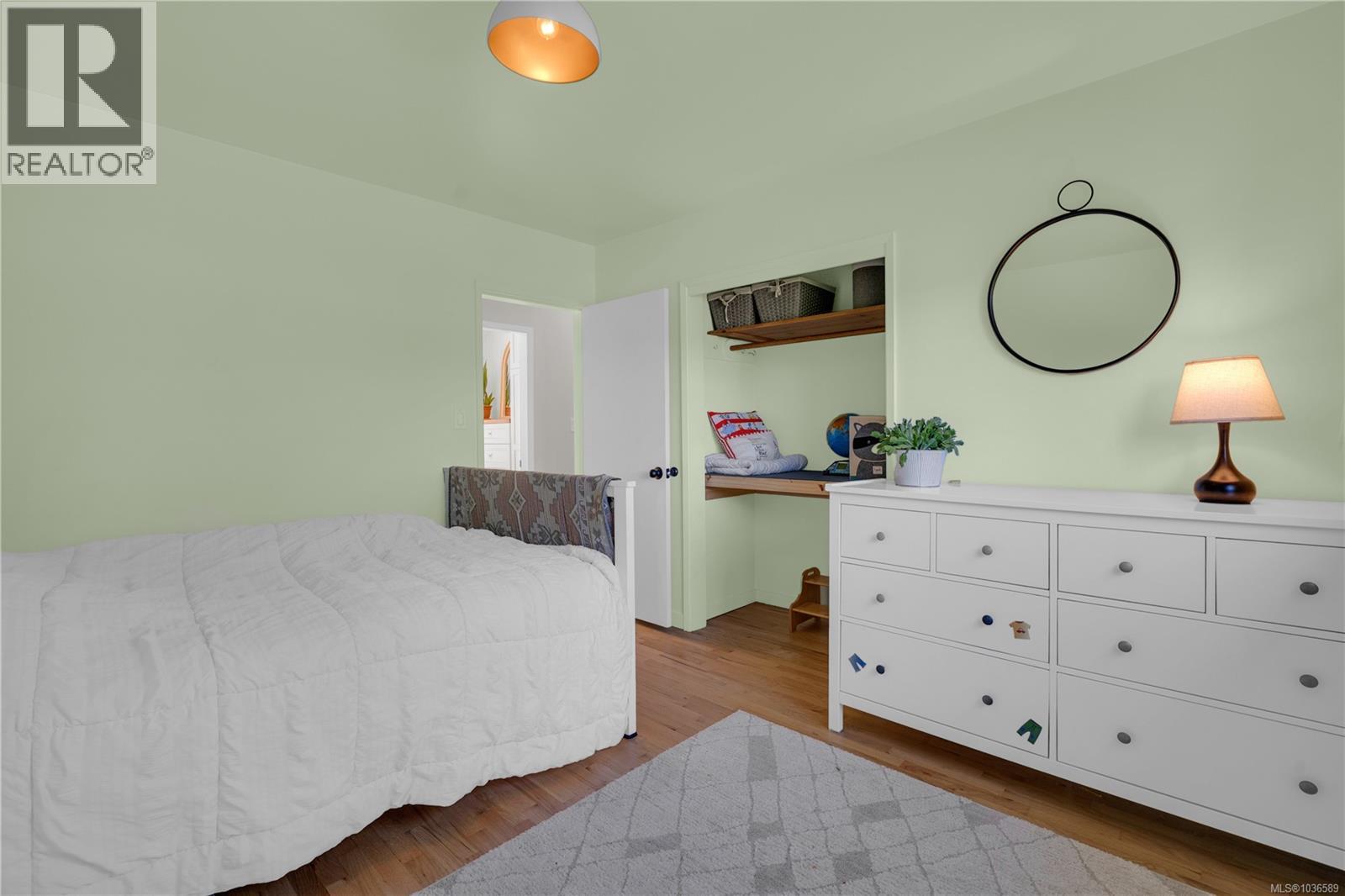  887 Clarke Road West, Central Saanich