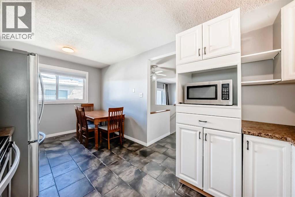 #3 4503 75 Street NW - 11