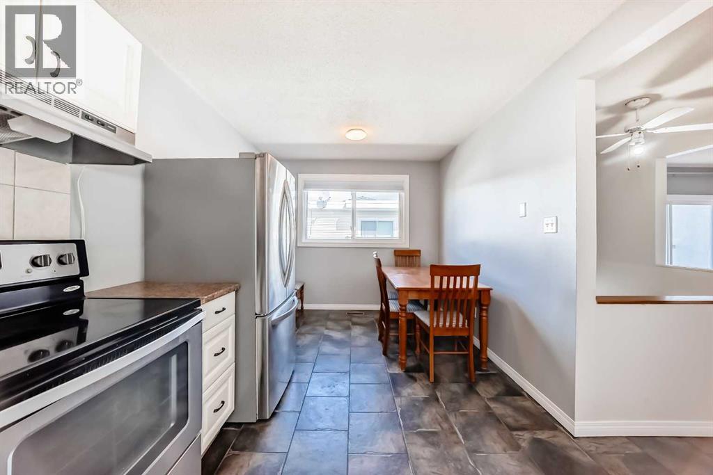 #3 4503 75 Street NW - 12