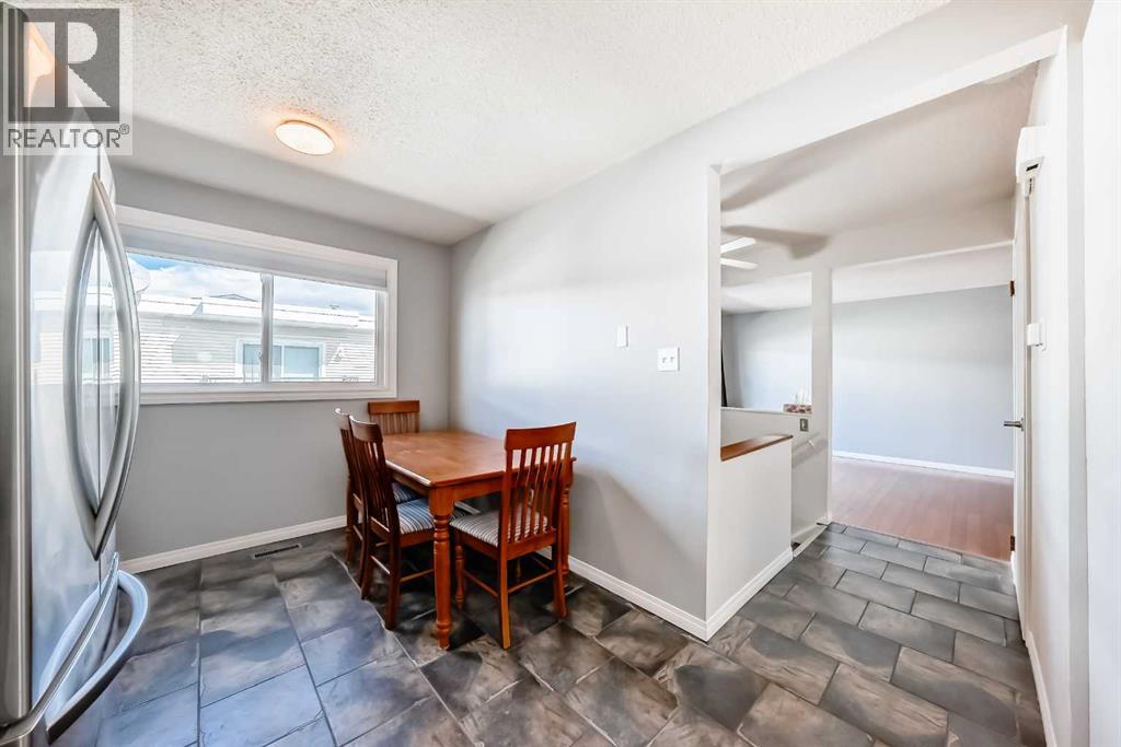 #3 4503 75 Street NW - 16