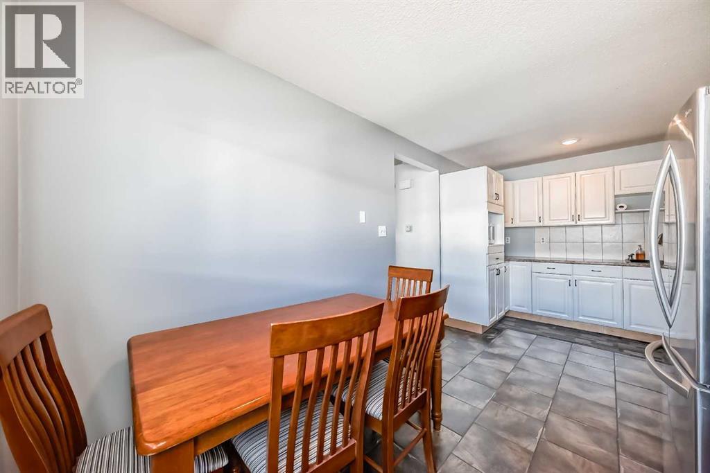 #3 4503 75 Street NW - 17