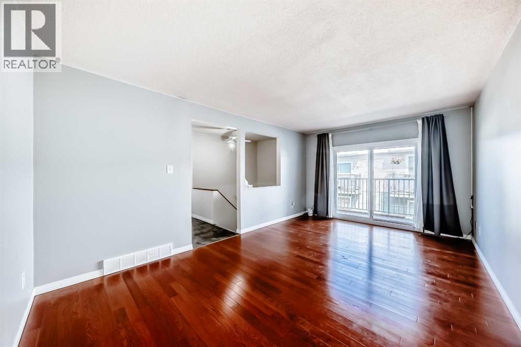 #3 4503 75 Street NW - 19