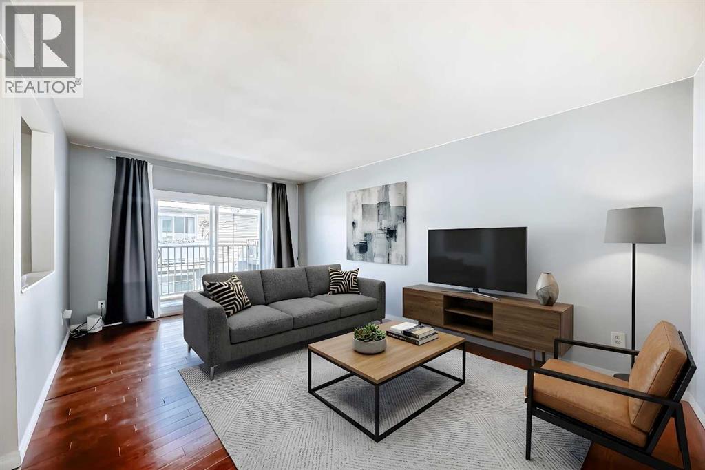 #3 4503 75 Street NW - Image 2